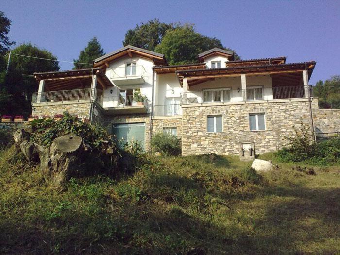 Casa Erica Apartment Канобио Екстериор снимка