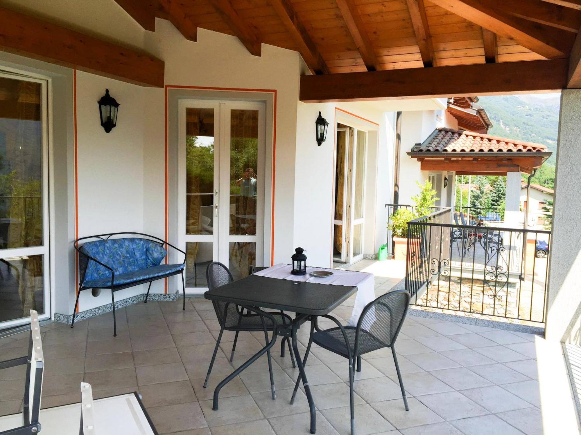 Casa Erica Apartment Канобио Екстериор снимка